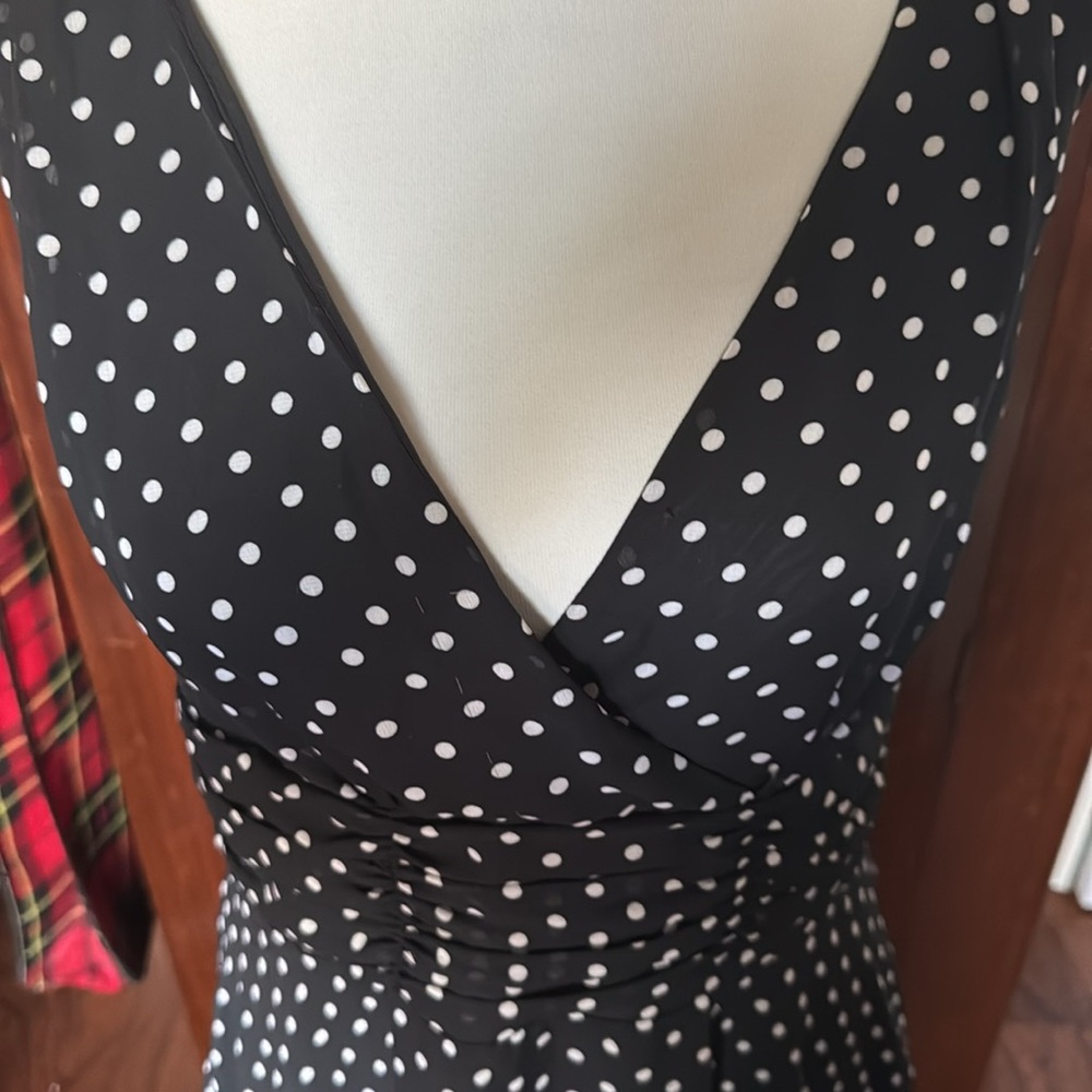 Vintage Polka Dot Sleeveless v neck Dress - Picture 2 of 6